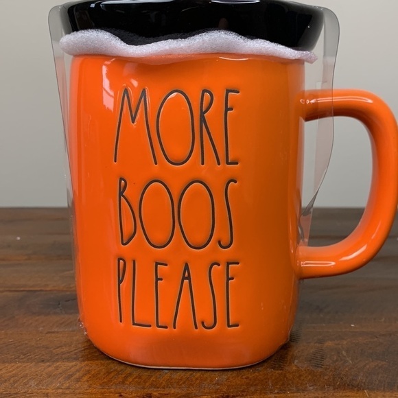 RAE Dunn Halloween Mug - Picture 7 of 11
